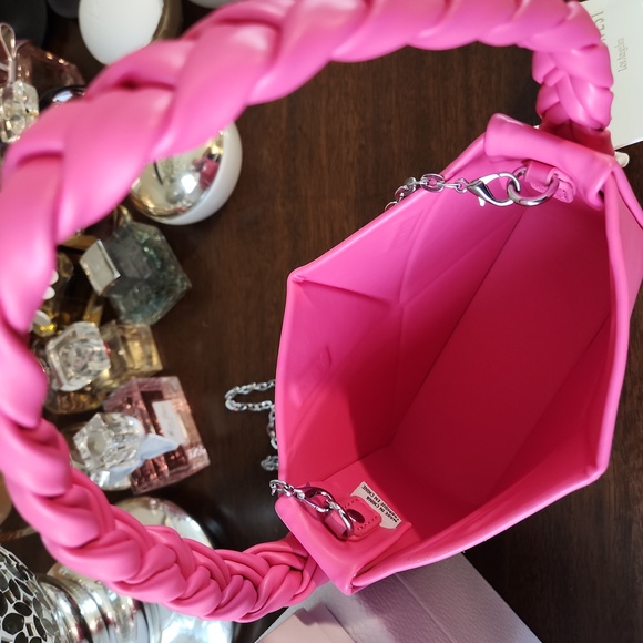 MADISON WEST Fuchsia Mini Bag with Braided handle & chain strap NWT - Picture 6 of 16